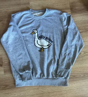 Silly Goose Pullover Gray Size M thumbnail 1