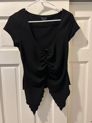 Urban Outfitters Top thumbnail 1
