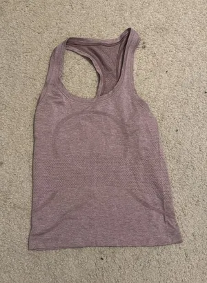 Lululemon Swiftly Tech Tank Racerback 2.0 Race length thumbnail 1
