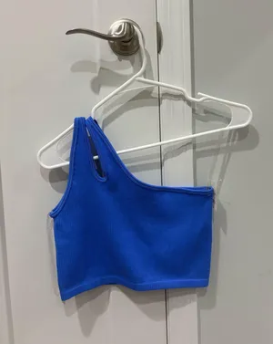 Aerie OFFLINE top thumbnail 1