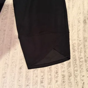 Trendy Queen Black Cropped Wide Leg Pants Tulip Hem Pockets Medium thumbnail 6