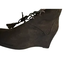 Report Black Suede‎ Wedge Booties Women's Size 9 Fringe Tassel Ties thumbnail 8