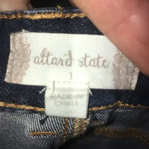 Altar’d State distressed size 1 skinny jeans thumbnail 3