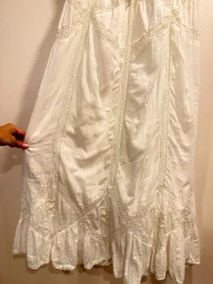 Free People Hi Hello White Cotton Smocked Strapless Lace Trim Midi Dress Size M thumbnail 4