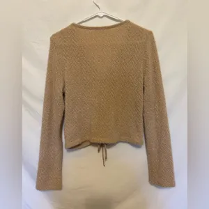 Altar’d State Hailey‎ Fuzzy Tie Front Taupe Sweater Size Large thumbnail 5
