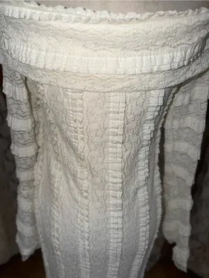SheIn Pretty Jeta Ari Tea Break Off-Shoulder Ivory Knit Wedding Dress thumbnail 8