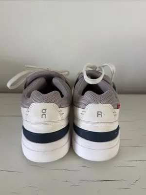 On Running The Roger Advantage White Leather Sneakers CloudTec Walking Sz 7 thumbnail 6