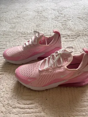 Nike Pink Shoes thumbnail 4