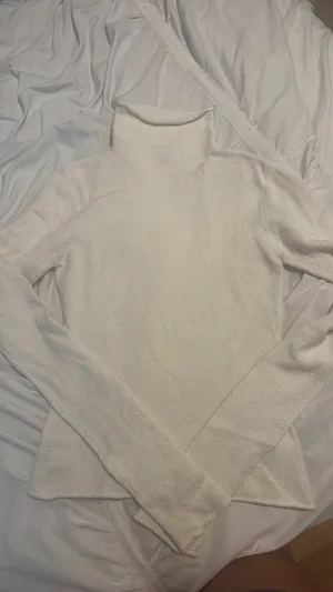 Aritzia Wilfred Long Sleeve thumbnail 2