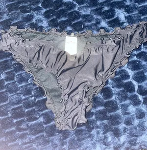 Hollister Black Ruffle Bikini Bottoms thumbnail 2