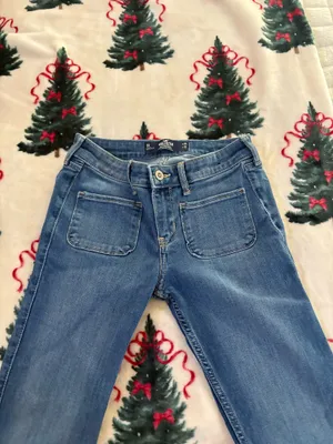 Hollister Jeans Low-Rise Bootcut thumbnail 2