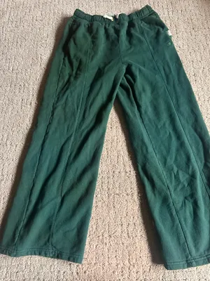 Forest green small champion sweatpants  thumbnail 1