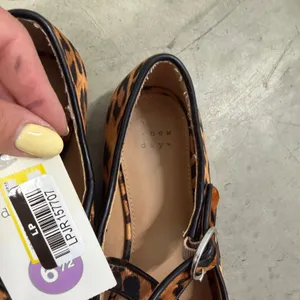A New Day Leopard Print Crisscross Mary Jane Flats Brown Animal Print Size 6.5 thumbnail 3