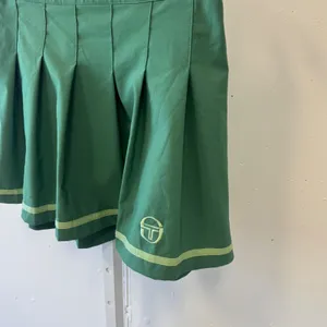 Sergio Tacchini Kalkman Pleated Tennis Skirt in Green‎ Small Golf Athleisure thumbnail 3