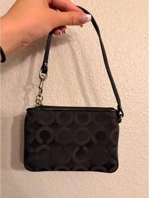 Vintage Black Coach Wristlet with Purple Interior thumbnail 2
