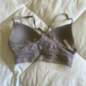Victoria's Secret Women’s Light Purple Bralette thumbnail 2