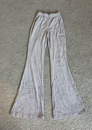H&M Divided Flare Leggings thumbnail 1