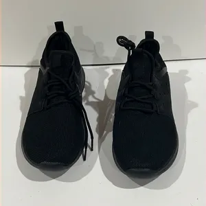 Gears all black sneakers Size 7.5 thumbnail 1