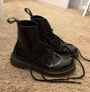 Dr. Martens Sparkly Boots Black thumbnail 1