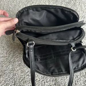 Beautiful Black Floral Print Multi Sac Crossbody Purse‎ Bag So Many Pockets! thumbnail 6