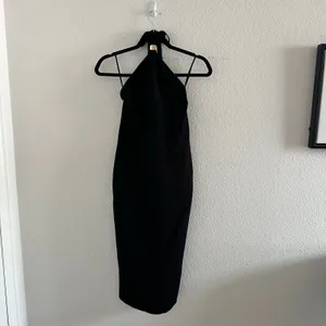 Alice + Olivia Noe Knit Halter Midi Dress Black Medium NWT thumbnail 6