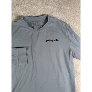 Patagonia Back Logo LS T-Shirt Womens L Regular Light Blue Hiking Camp Outdoors thumbnail 3