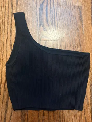Aritzia Black One-Shoulder Ribbed Crop thumbnail 3