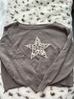 Hollister Sweater Cropped thumbnail 2