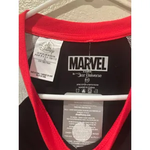 NWT Disney Parks Her Universe Marvel Logo Team Jersey tee Sz M thumbnail 3