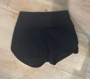 Lululemon Shorts Speed Up thumbnail 1
