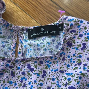 TUCKERNUCK pomander place mollie floral puff flutter sleeve cotton spring blouse thumbnail 2