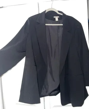 H&M Black Blazer thumbnail 1