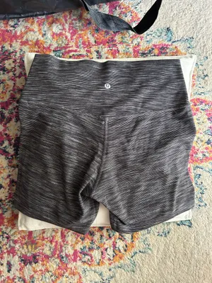 Lululemon Align Shorts 6” size 10 thumbnail 3