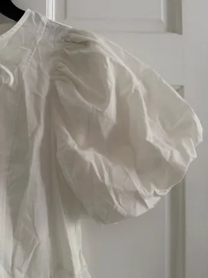 H&M White Puff Sleeve Tie Front Mini Dress thumbnail 4