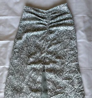 Abercrombie & Fitch Sage Green Printed Midi Skirt thumbnail 1