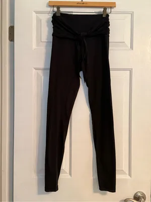 Lululemon Align Pant 28" *Wrap Waist in Black thumbnail 2