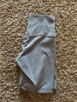 Aritzia Biker Shorts thumbnail 3