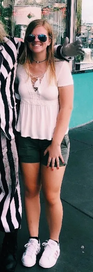 Khaki American Eagle Shorts thumbnail 1