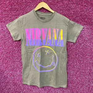 Nirvana Nevermind Tour Hyperwave Smiley Grunge Band Tee S  thumbnail 1