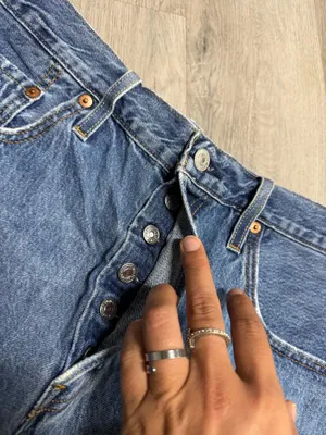 Levi Strauss 501 denim shorts thumbnail 3