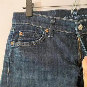 7 for all Mankind Dojo Capri Jeans Y2K Dark Wash Low Rise Retro Women's size 28 thumbnail 4