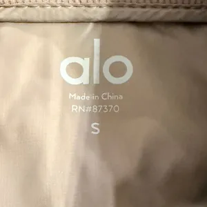 ALO Yoga Off Duty Bomber Jacket Small Gravel Taupe Down Puffer Cropped Womens thumbnail 6