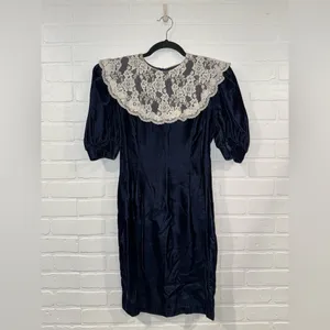 Vintage Jessica McClintock Gunne Sax Velvet Dress thumbnail 2