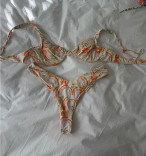 & Other Stories Funky print bikini set thumbnail 1