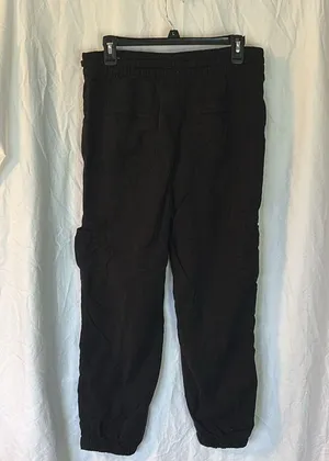 American Eagle Outfitters Black Cargo Pants Relaxed Fit Size Medium thumbnail 6
