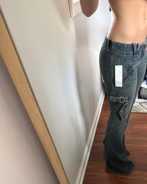 BDG Low-Rise Flare Jeans Y2K thumbnail 2