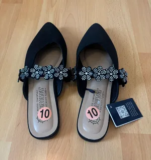 harborsides Women's Black Floral Embellished Flats thumbnail 1