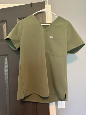 FIGS Moss Green Catarina One Pocket Scrub Top thumbnail 2