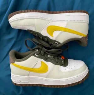 Nike Air Force 1 LV8 Shoes thumbnail 5