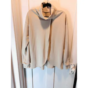 Nike Womens Medium Dri-FIT Crossover Cowl Neck Pullover Hoodie Sweatshirt Beige thumbnail 2